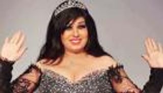 فيفي عبده تثير الجدل بوصلة رقص وفستان مكشوف (فيديو)