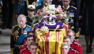 العائلة الملكية تعود إلى مهامها الرسمية بعد انتهاء الحداد