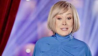 الفنانة هالة فاخر