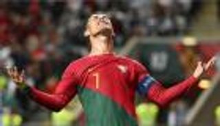 "انتظرونا في كأس العالم".. فيرنانديز ينفجر بسبب "قصص" رونالدو