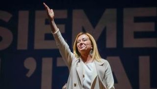 زعيمة إيطاليا المنتظرة ميلوني