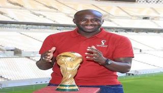 يايا توريه نجم مانشستر سيتي السابق