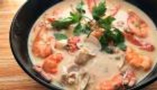 طريقة عمل شوربة السي فود.. 5 وصفات شهية