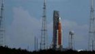 نكسة جديدة لمشروع ناسا للعودة للقمر.. لا تحليق قبل نوفمبر