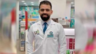 الصيدلي المصري ولاء زايد