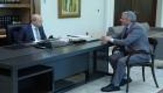 انفراجة وشيكة.. رئيس لبنان: ملف ترسيم الحدود على الطريق الصحيح
