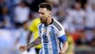 الأرجنتين وجامايكا.. ميسي "البديل" يتألق بهدفين في دقيقتين (فيديو)