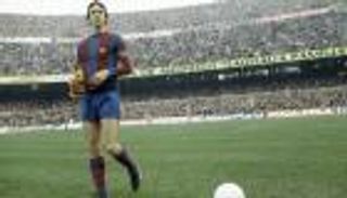 استثمار أم إهانة؟.. "ممسحة" يوهان كرويف برعاية برشلونة (فيديو)