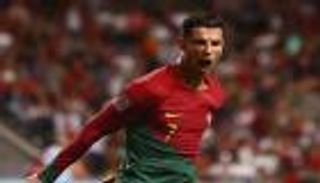لقاء أثار الشكوك.. هل كريستيانو رونالدو مريض نفسيا؟