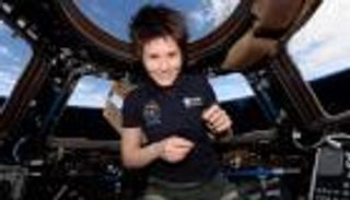 أول رائدة فضاء أوروبية تقود محطة الفضاء الدولية.. من هي "سامانتا"؟