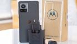 مواصفات موتورولا إيدج 30 ألترا.. هاتف بكاميرا 200 ميجابيكسل