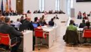 بعد إيطاليا.. اليمين المتطرف يفاجئ ألمانيا من بوابة "براندنبورج"