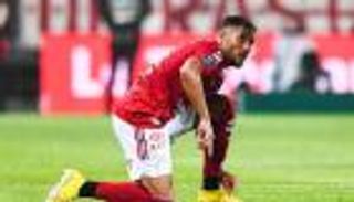 بالصور.. بلايلي يحسم الجدل حول أزمته مع بريست ومنزله المحترق