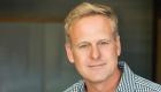 من الأكشاك لقائمة أثرياء أمريكا.. هايز بارنارد ملياردير الطاقة الخضراء