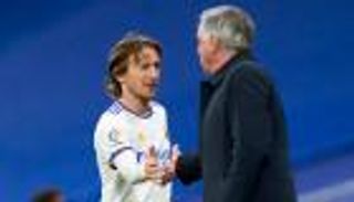 هدية مزدوجة.. إصابة مودريتش تمنح لاعب ريال مدريد فرصة ذهبية