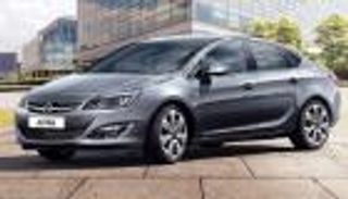 سعر أوبل أسترا في سوق المستعمل بمصر.. منافسة قوية مع "كورولا"