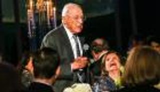 رحيل ديفيد جوتسمان.. الصديق المقرب لـ "وارين بافيت"