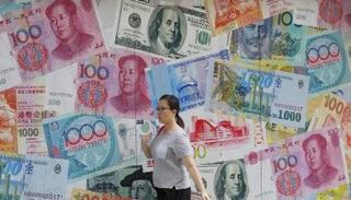 ارتفاع سعر اليورو والإسترليني وتراجع الدولار