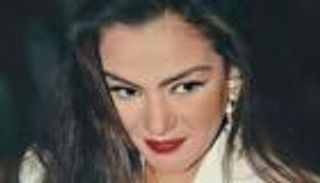 ظهور مفاجئ لشريهان في بروفة مسرحية "تشارلي" بالرياض