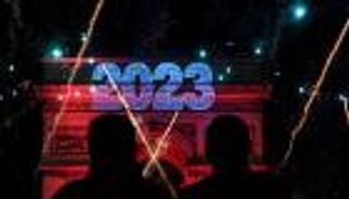 باحتفالات حاشدة.. العالم يستقبل 2023 ويطوي صفحة عام مضطرب (صور)