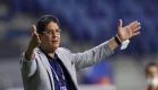 متخصص المشاريع الطموحة.. من هو أيمن الرمادي قاهر الزمالك؟