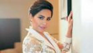 بعد فيديو الرقص في لبنان.. شيرين عبدالوهاب في "لوك جديد"