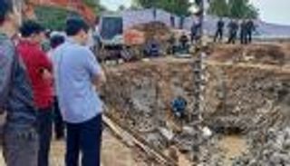 ريان فيتنام.. طفل عالق في حفرة عمقها 35 مترا لليوم الثالث