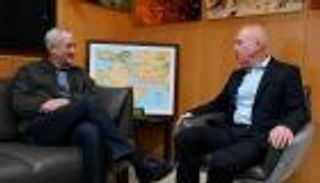 بمراسم تسلمه "الدفاع".. جالانت يكشف "أكبر خطر "على إسرائيل