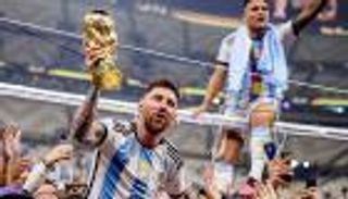 بعد كأس العالم 2022.. ميسي يهزم مبابي في نهائي جديد