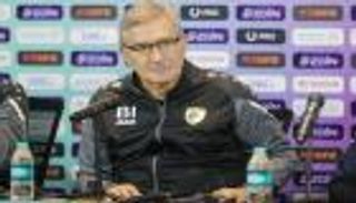 "كأس عالم مصغرة".. مدرب عمان يشعل أجواء خليجي 25 مبكرا