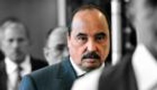 فيديو.. منع رئيس موريتانيا السابق من مغادرة البلاد