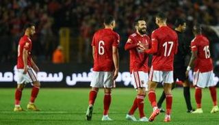لاعبو الأهلي 