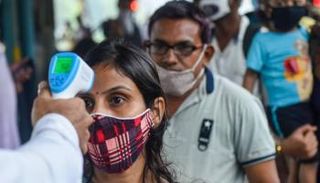 فحص كورونا بالإمارات