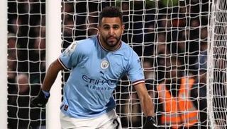 رياض محرز لاعب مانشستر سيتي الإنجليزي