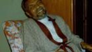 محمد متولي الشعراوي.. "إنسان بلحية بيضاء" بين كفتي ميزان "العين الإخبارية"