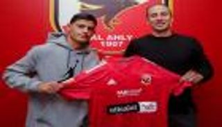 الصفقة الثانية.. الأهلي يعلن ضم محمد الضاوي "كريستو"