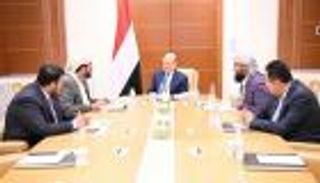 اليمن يشكل خلية أزمة لإنقاذ الاقتصاد.. وهذه أولى توصياته