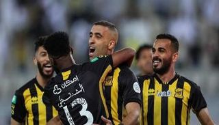 لاعبو الاتحاد السعودي
