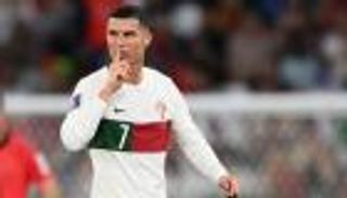 بصورة.. جورجينا رودريجيز تورط كريستيانو رونالدو مع الجماهير