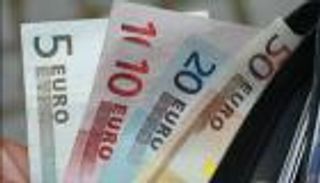 سعر اليورو اليوم في مصر الأحد 8 يناير 2023.. يقترب من 29 جنيهًا