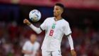 من سان جيرمان لبرشلونة.. 4 دوريات كبرى تتصارع على عز الدين أوناحي