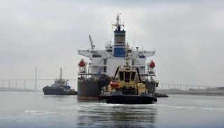 إعادة تعويم السفينة جلوري