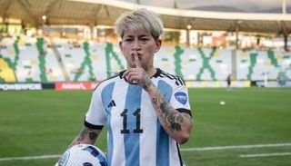 ياميلا رودريجيز عاشقة كريستيانو رونالدو