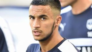 آدم وناس لاعب ليل الفرنسي