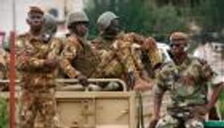 مقتل 7 إرهابيين و3 عسكريين وسط مالي