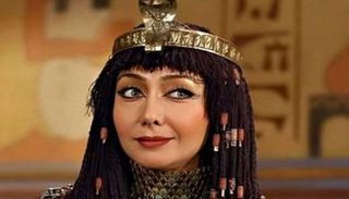 الممثلة الإيرانية الشهيرة كتايون رياحي