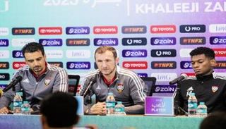 رودولفو أروابارينا مدرب منتخب الإمارات