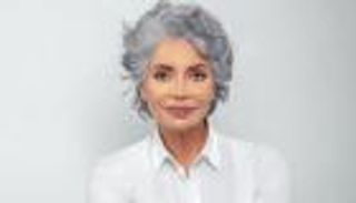 "نفرتيتي السينما المصرية".. حقيقة وفاة سوسن بدر