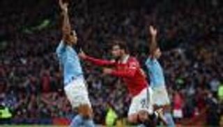 بـ4 دقائق مثيرة.. مانشستر يونايتد يحطم أحلام السيتي في الدوري الإنجليزي