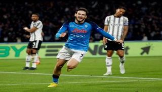 من فوز نابولي على يوفنتوس في الدوري الإيطالي